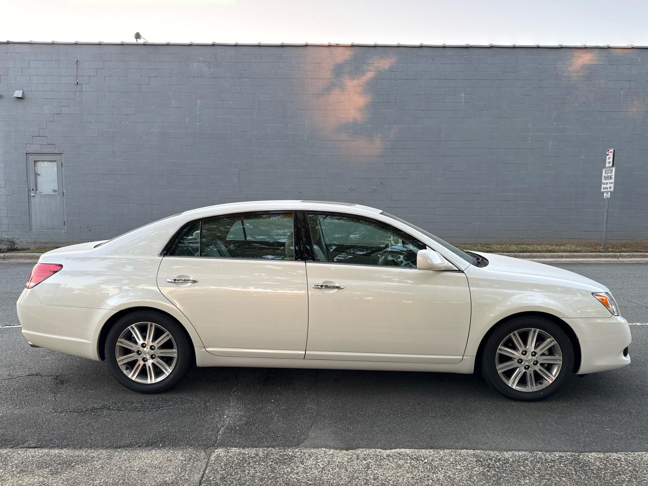 Toyota Avalon Limited 2008