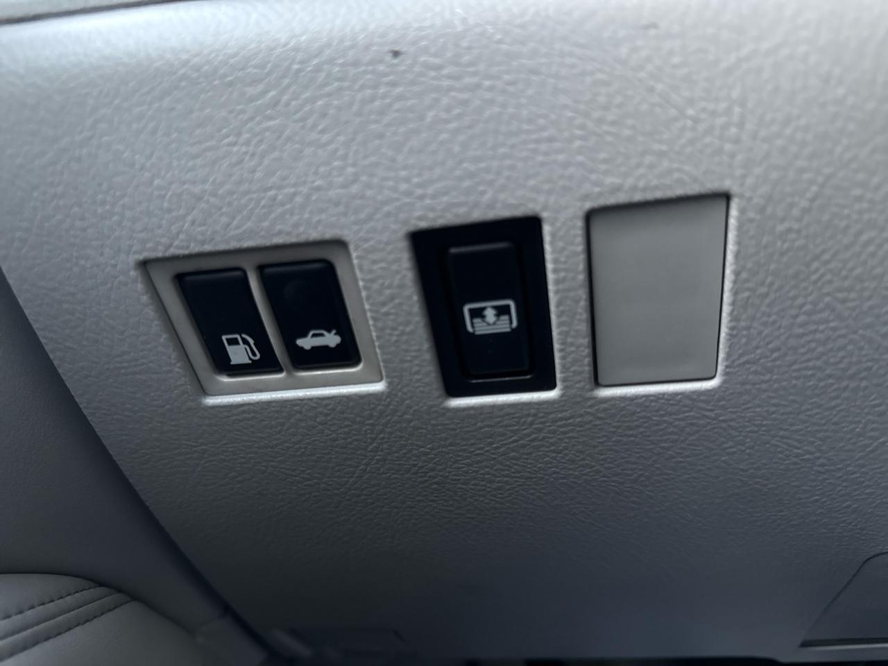 Toyota Avalon Limited 2008