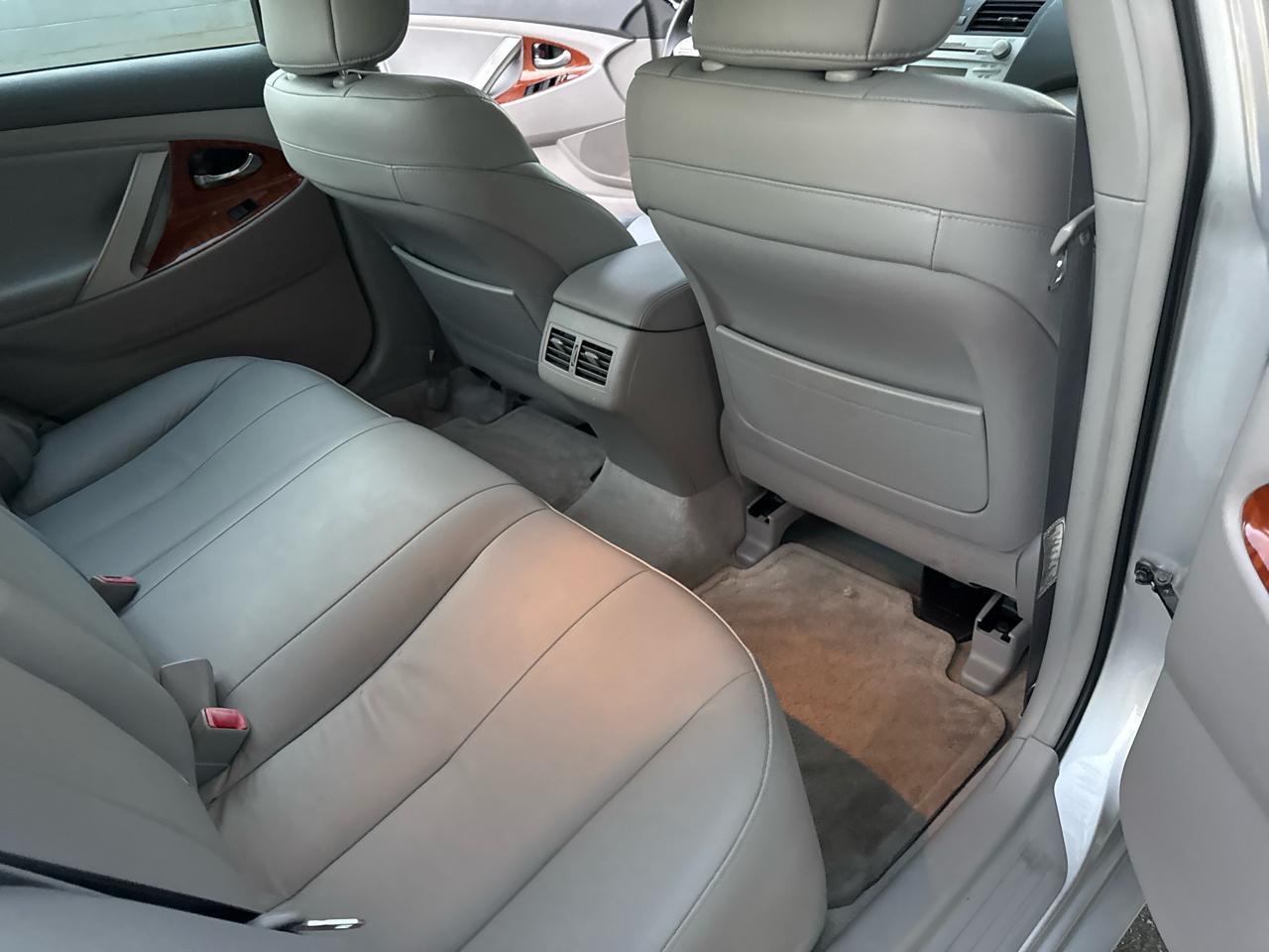Toyota Camry 4dr Sdn XLE Auto V6 2008