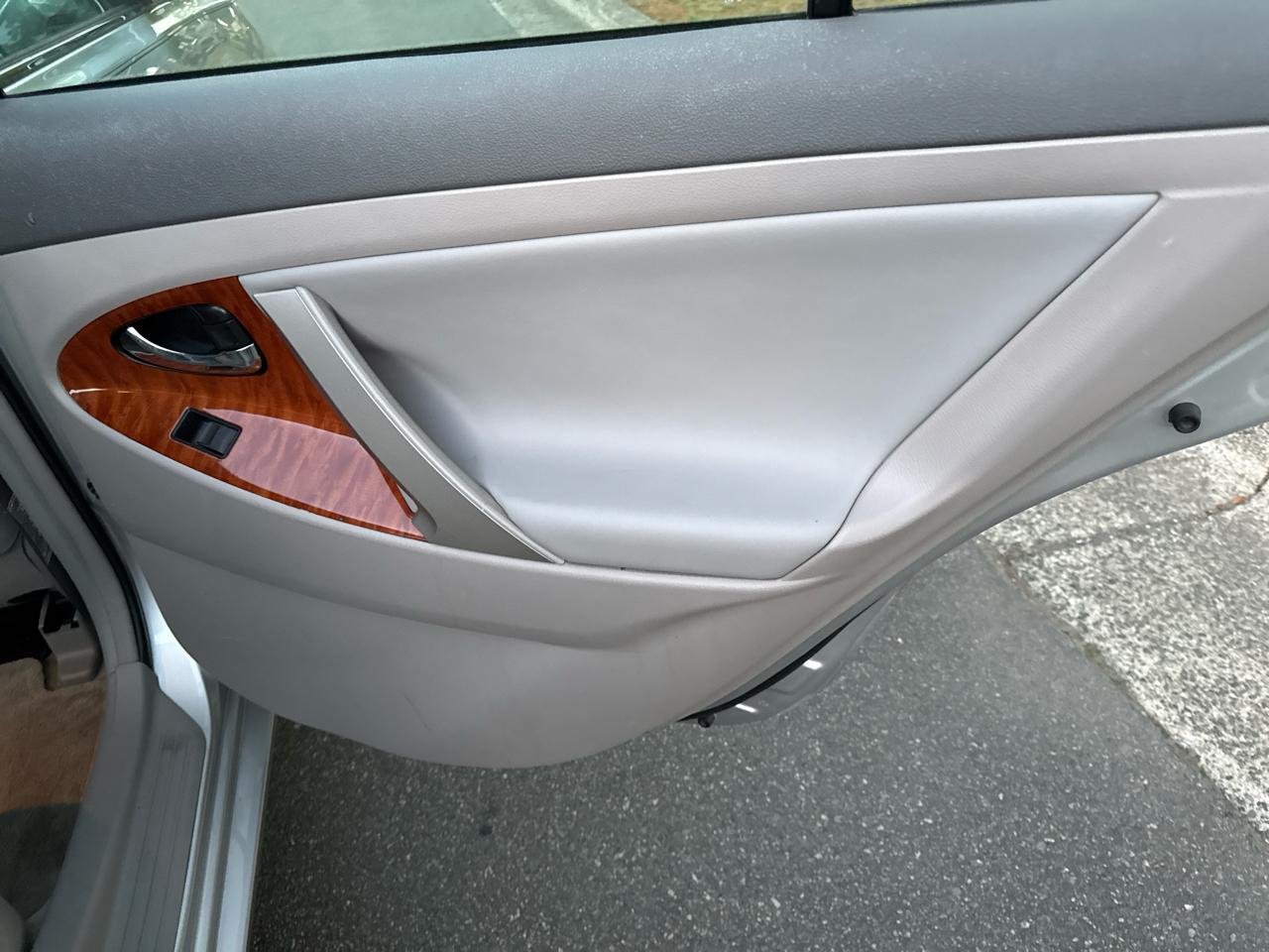 Toyota Camry 4dr Sdn XLE Auto V6 2008