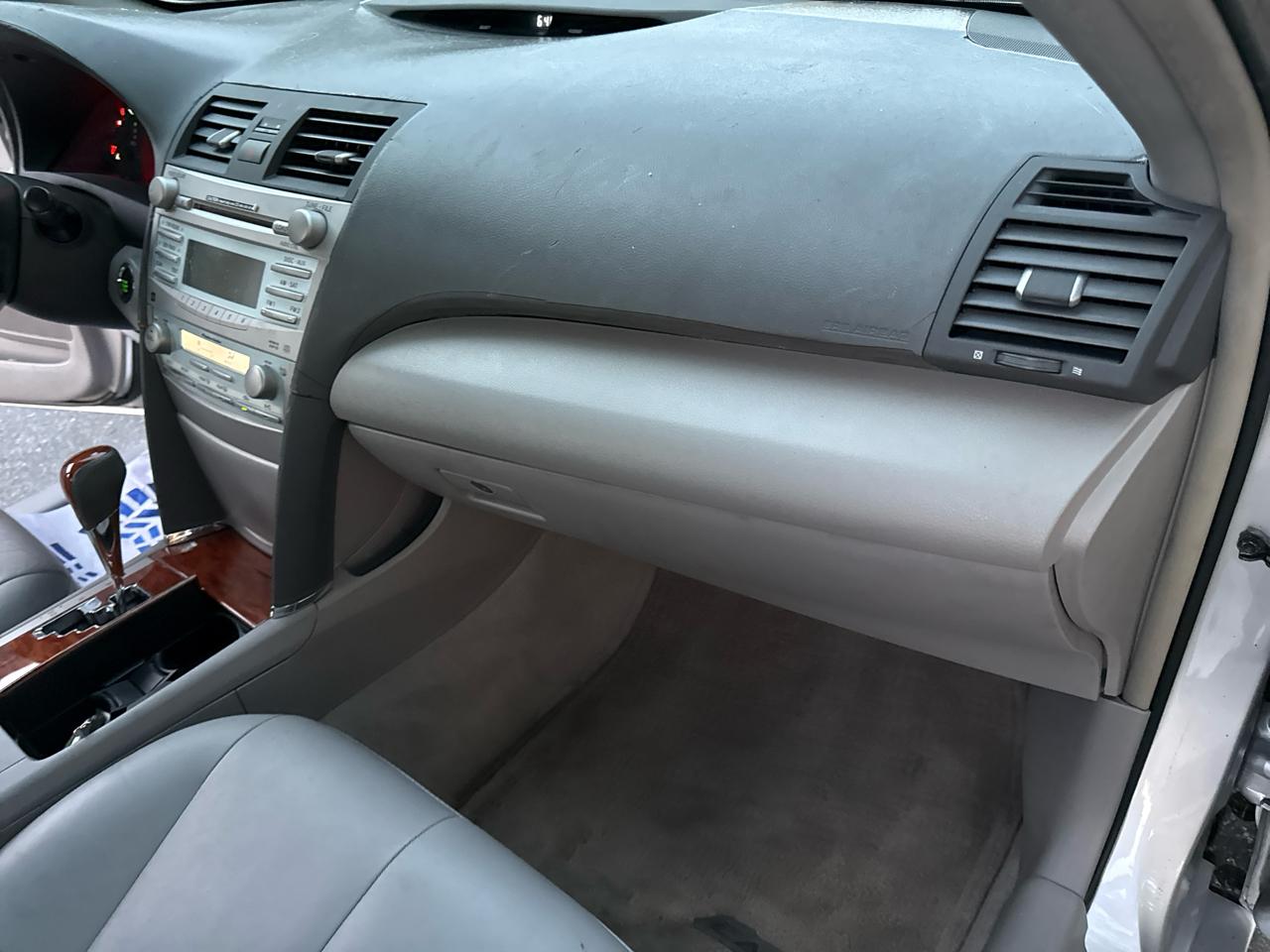Toyota Camry 4dr Sdn XLE Auto V6 2008