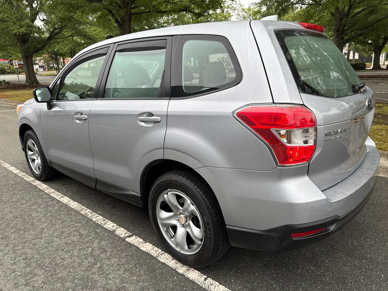 Subaru Forester 2.5i PZEV CVT 2016