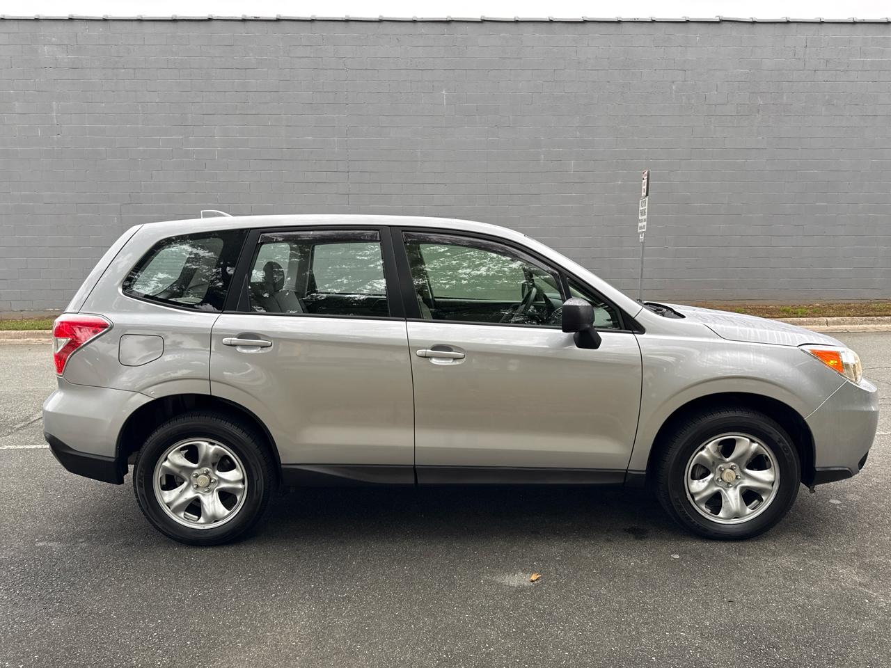 Subaru Forester 2.5i PZEV CVT 2016