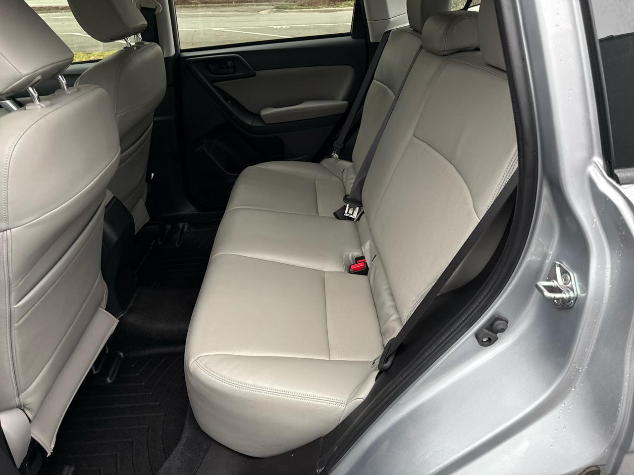 Subaru Forester 2.5i PZEV CVT 2016