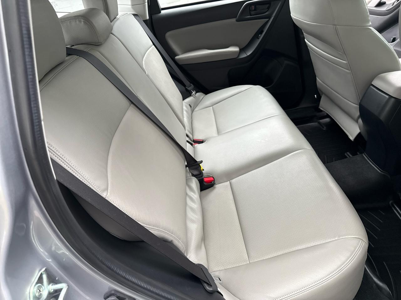 Subaru Forester 2.5i PZEV CVT 2016