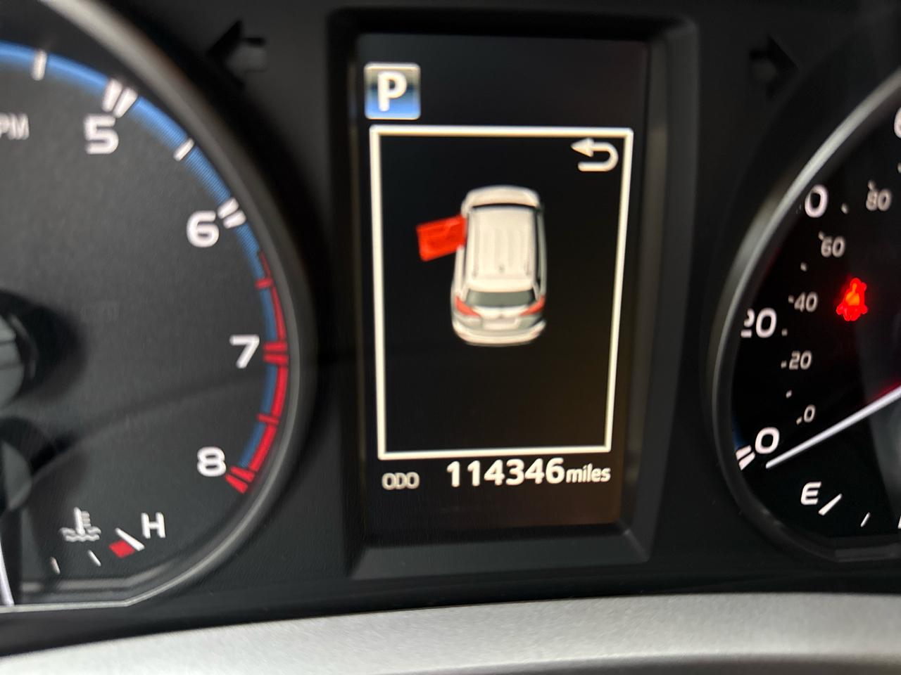 Toyota RAV4 LE FWD 2017