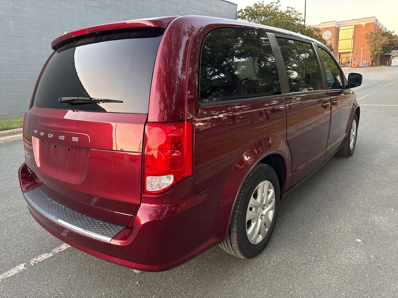 Dodge Grand Caravan SE 2018