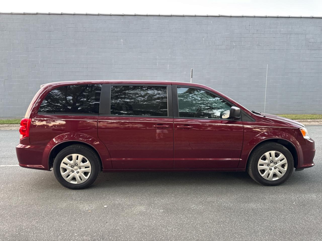 Dodge Grand Caravan SE 2018