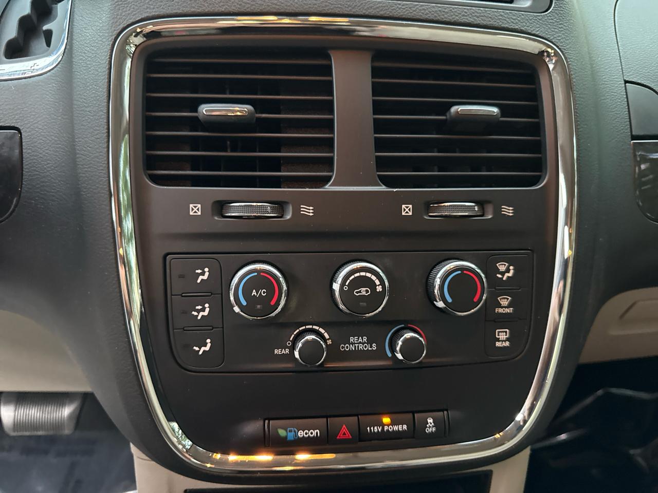 Dodge Grand Caravan SE 2018