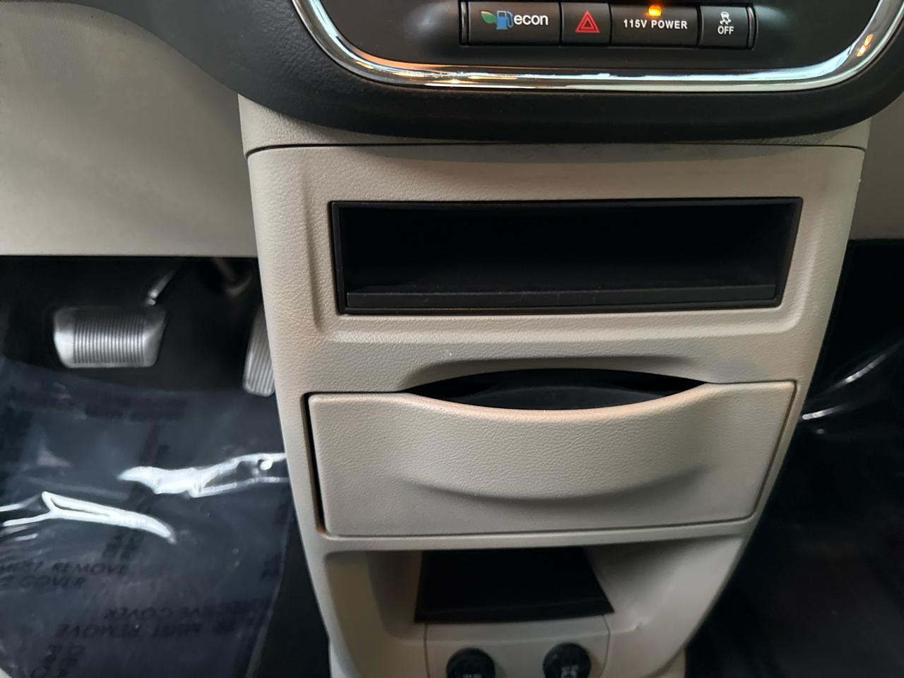 Dodge Grand Caravan SE 2018