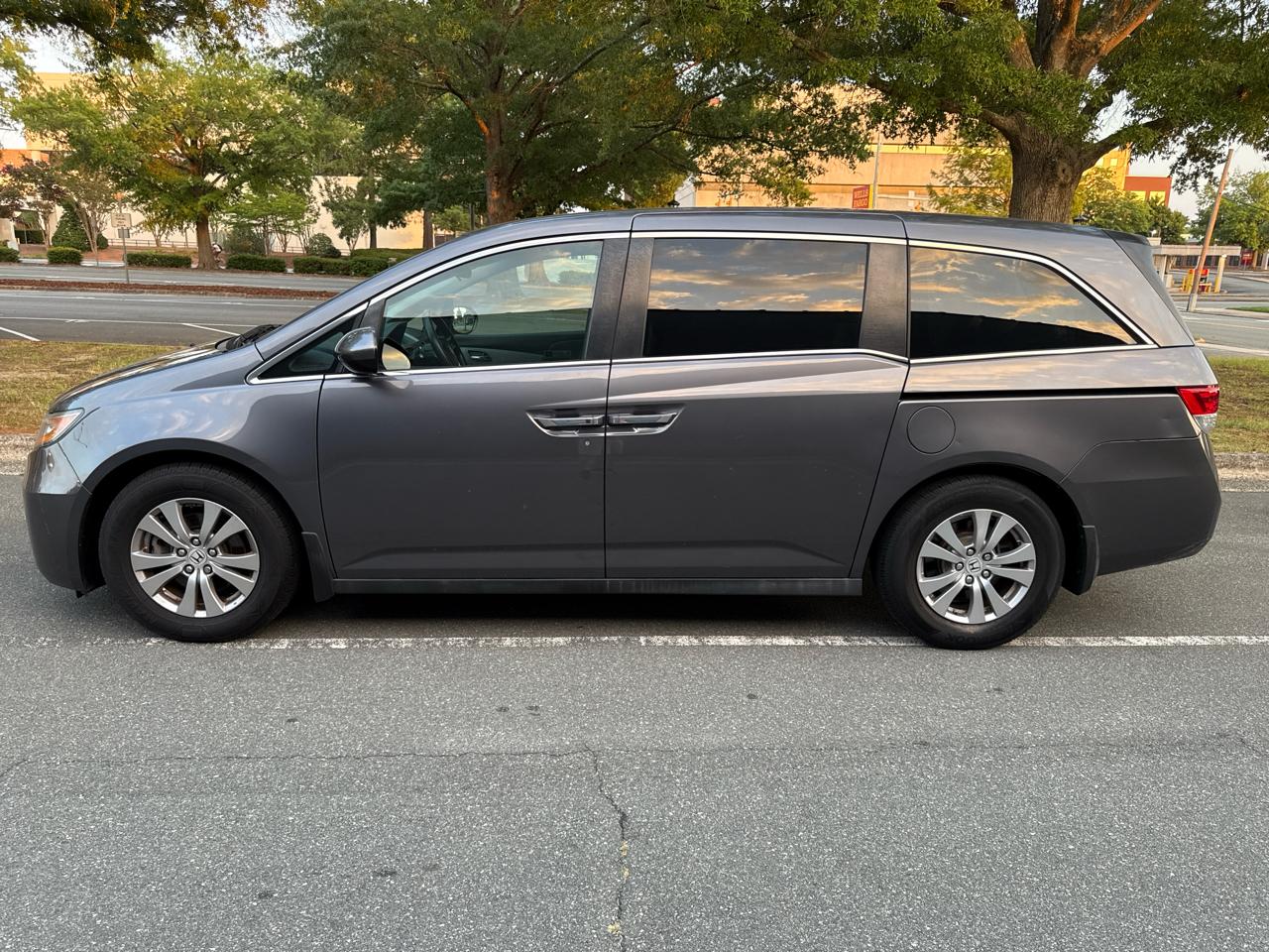 Honda Odyssey SE 2017