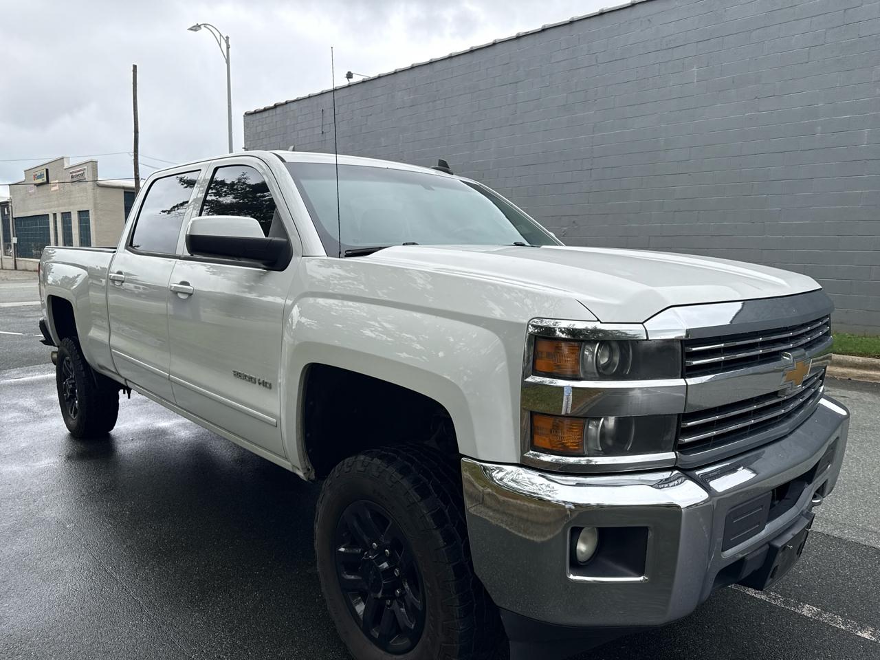 Chevrolet Silverado 2500HD LT Crew Cab 2WD 2015