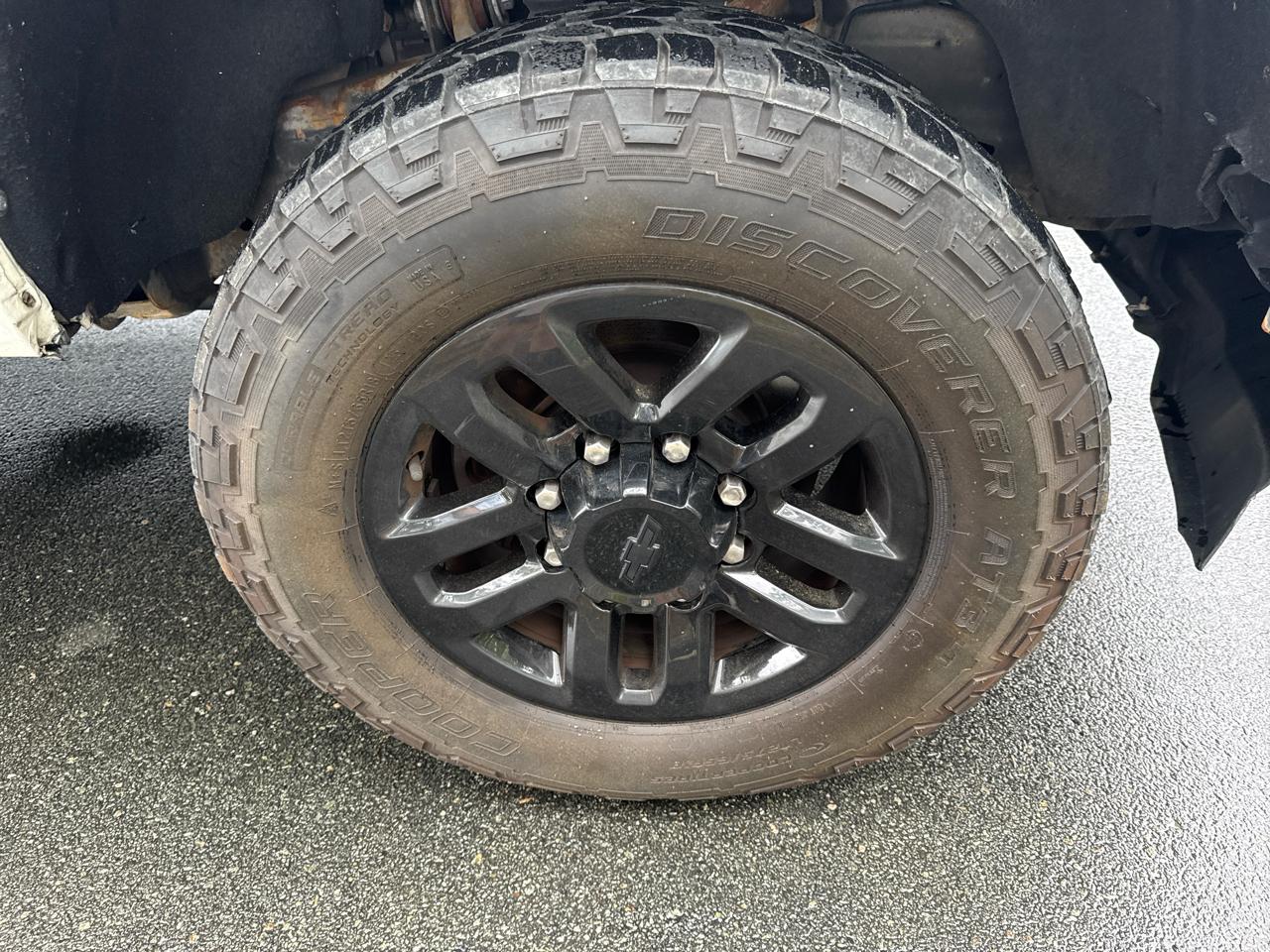 Chevrolet Silverado 2500HD LT Crew Cab 2WD 2015