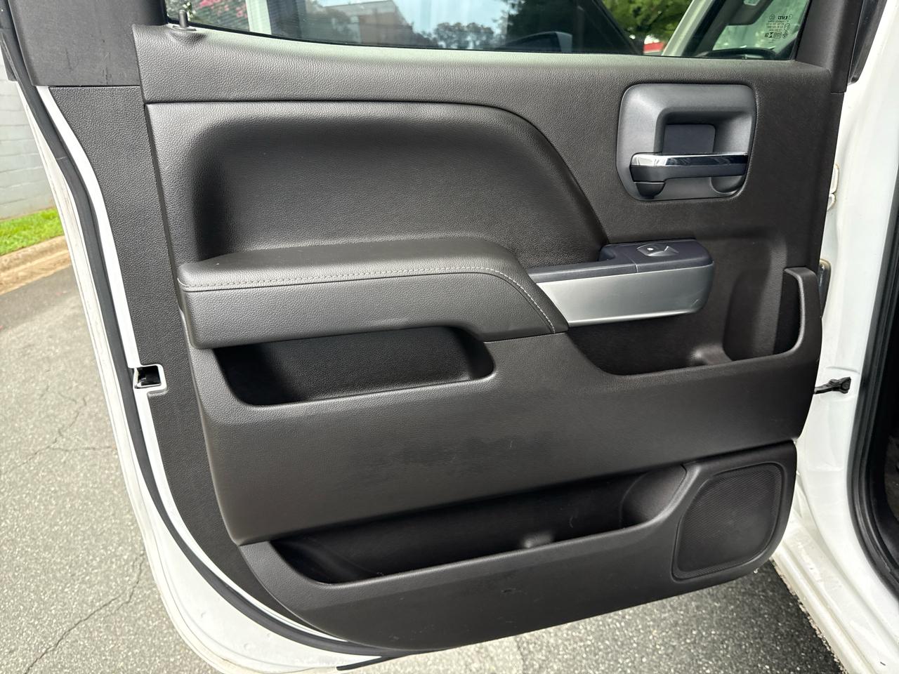 Chevrolet Silverado 2500HD LT Crew Cab 2WD 2015