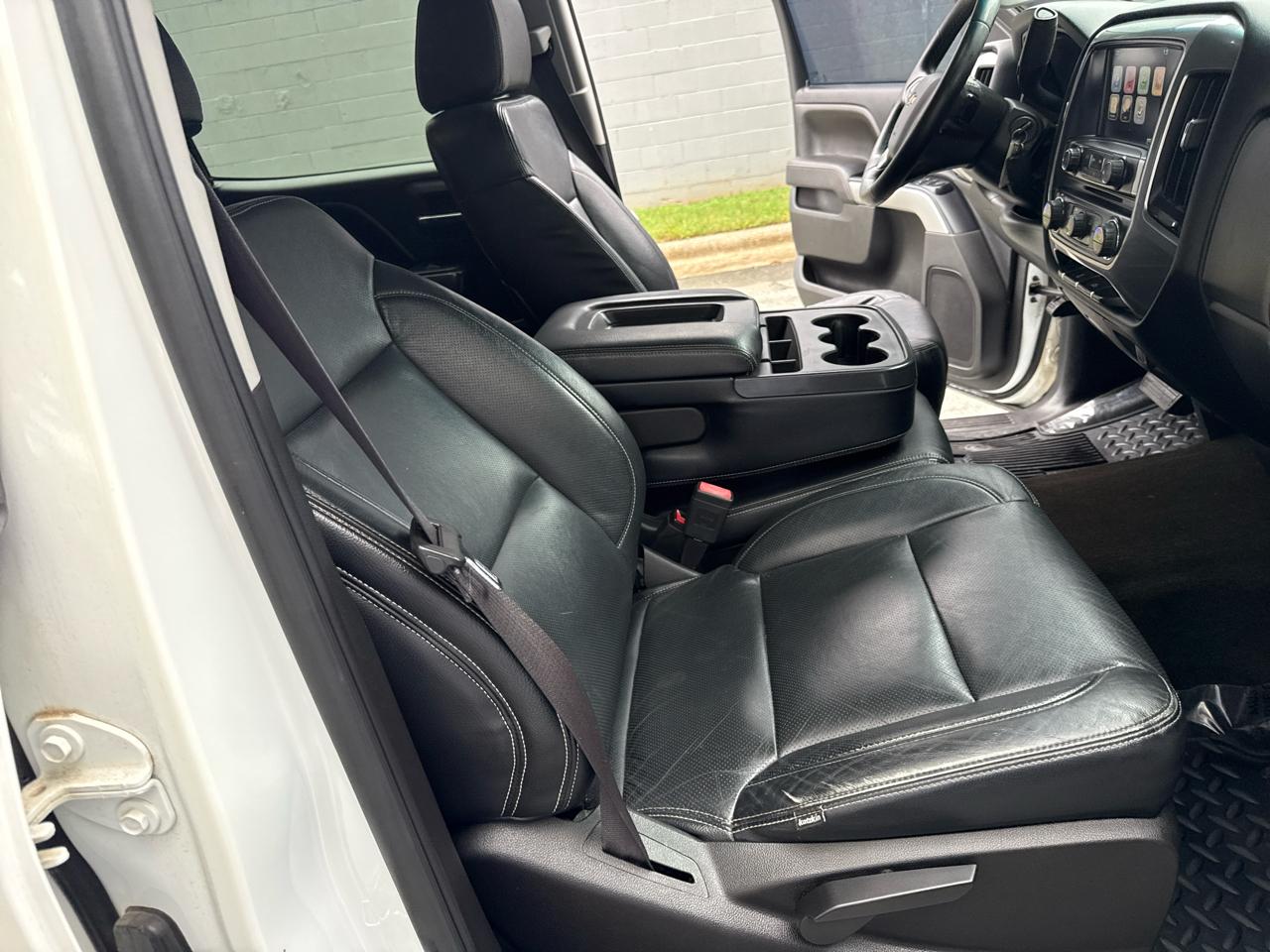 Chevrolet Silverado 2500HD LT Crew Cab 2WD 2015