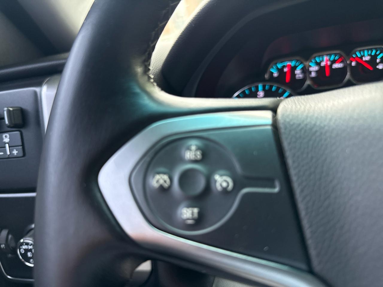 Chevrolet Silverado 2500HD LT Crew Cab 2WD 2015