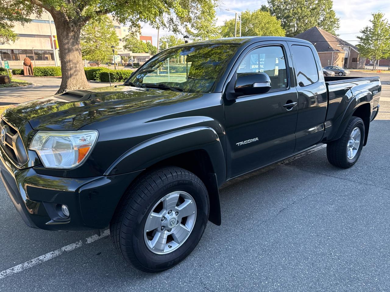 Toyota Tacoma PreRunner Access Cab V6 5AT 2WD 2014