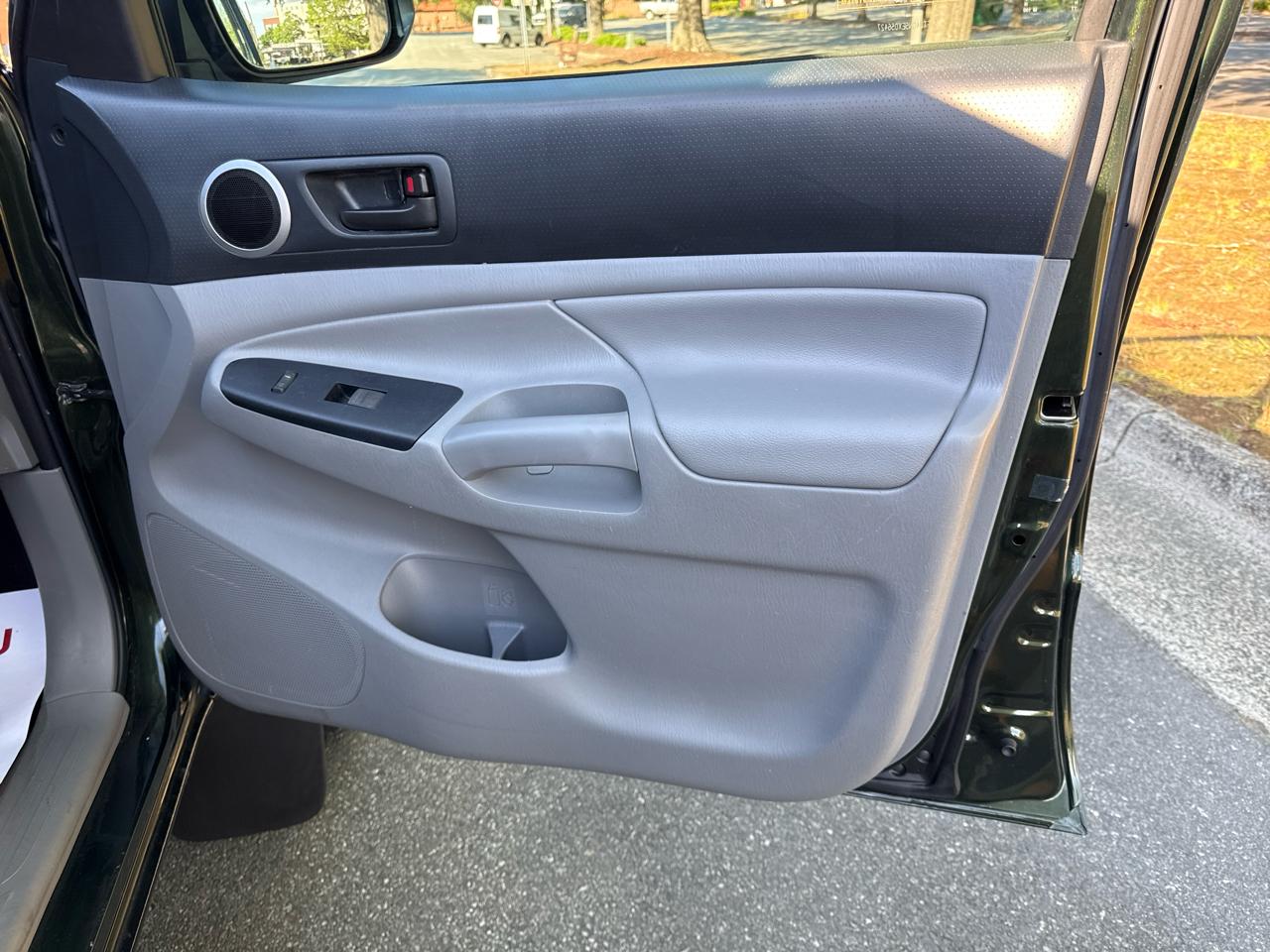 Toyota Tacoma PreRunner Access Cab V6 5AT 2WD 2014
