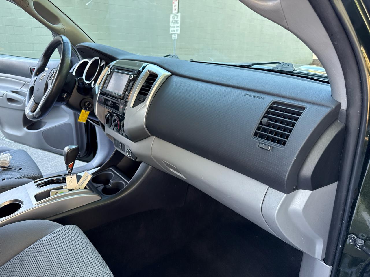 Toyota Tacoma PreRunner Access Cab V6 5AT 2WD 2014