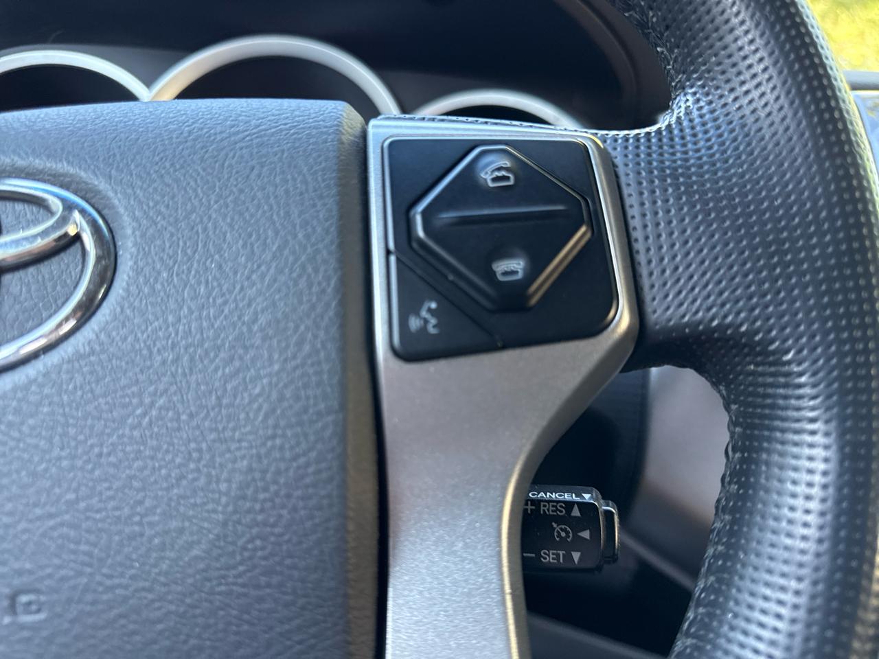 Toyota Tacoma PreRunner Access Cab V6 5AT 2WD 2014