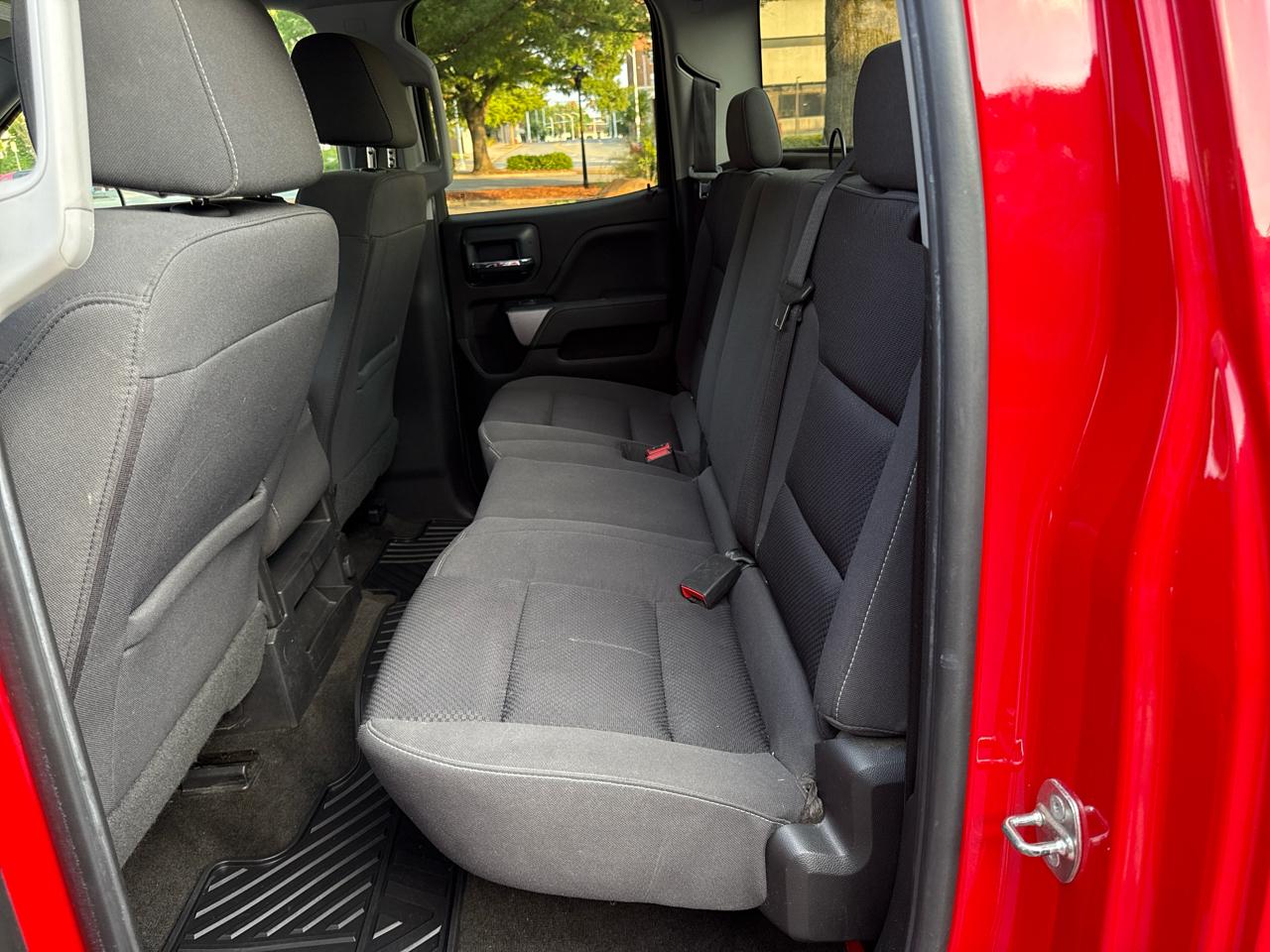 Chevrolet Silverado 1500 LT Ext Cab 4WD 4D 2018