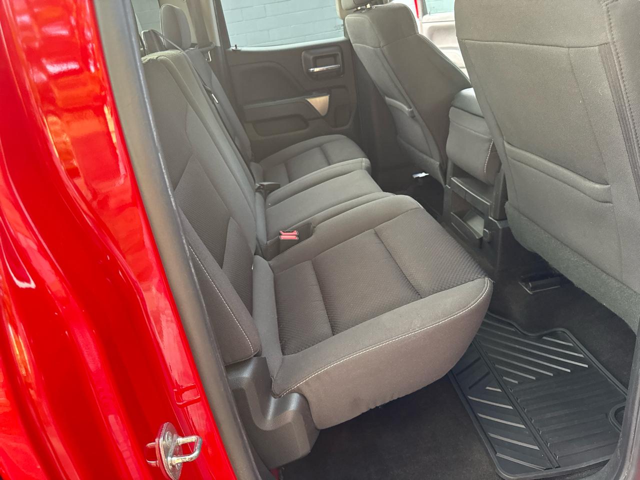 Chevrolet Silverado 1500 LT Ext Cab 4WD 4D 2018