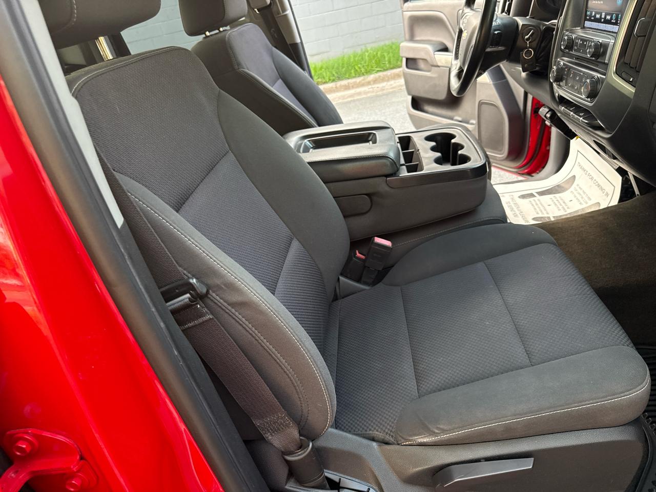 Chevrolet Silverado 1500 LT Ext Cab 4WD 4D 2018