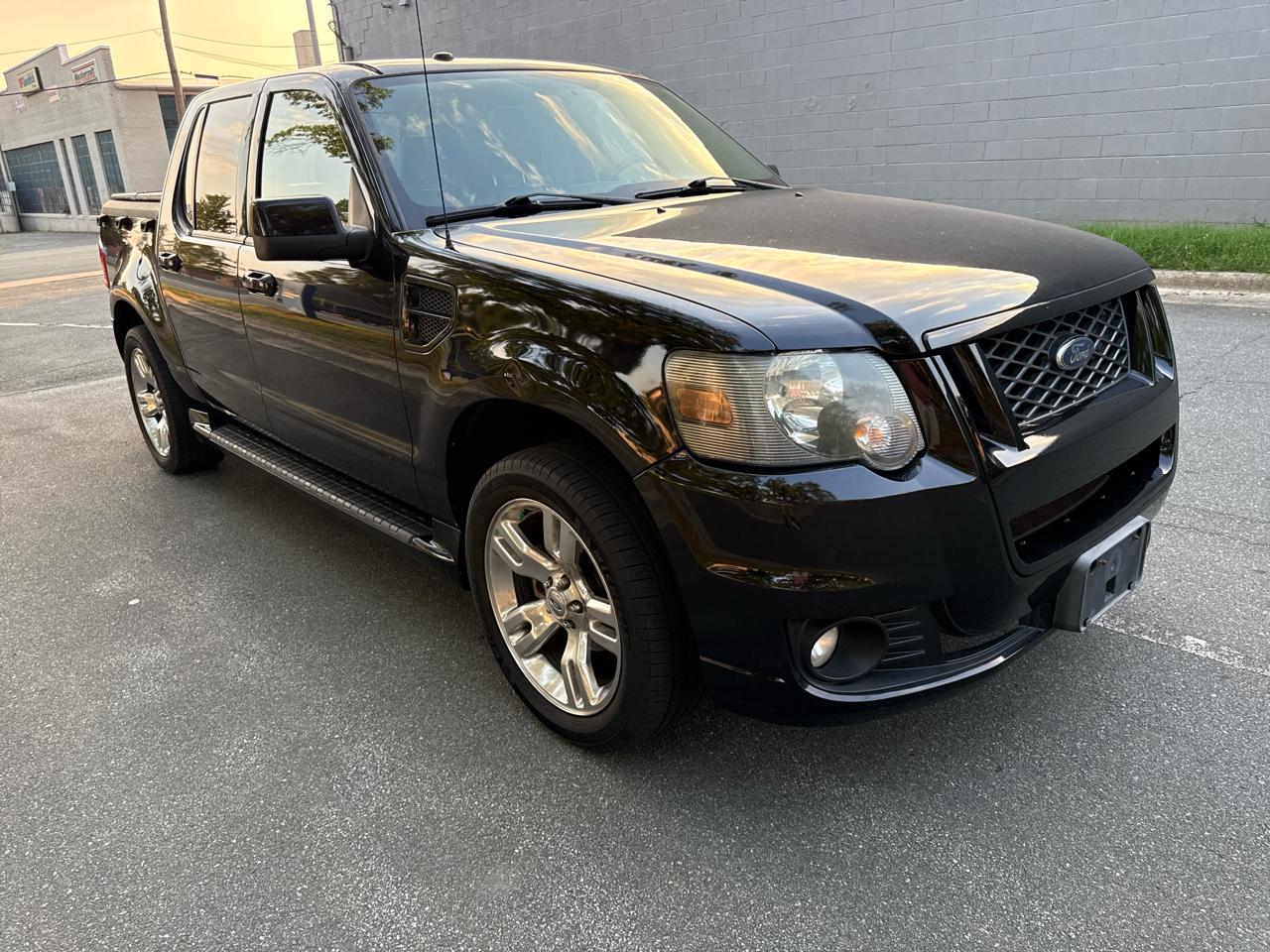 Ford Explorer Sport Trac Adrenalin 4WD 2010