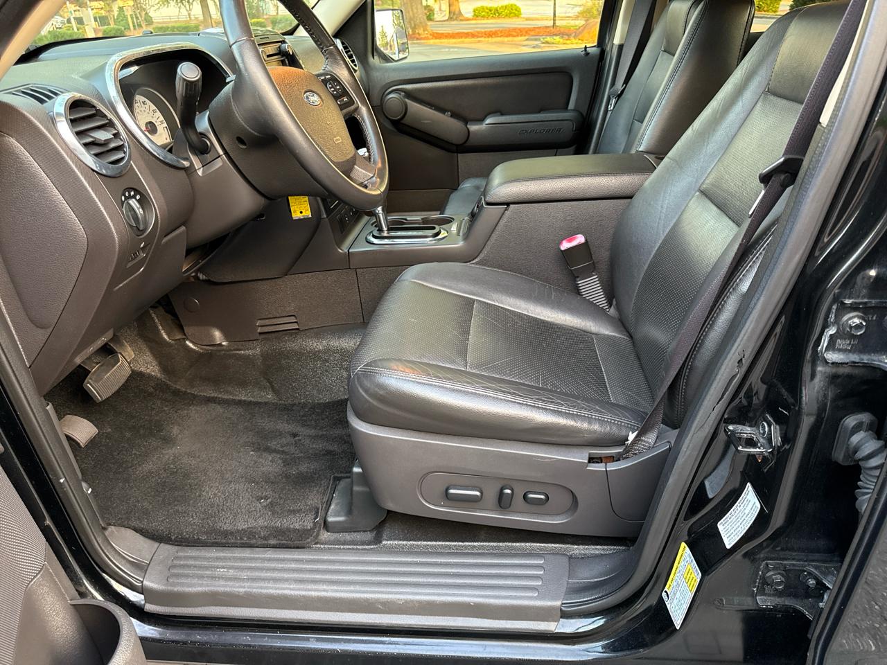 Ford Explorer Sport Trac Adrenalin 4WD 2010