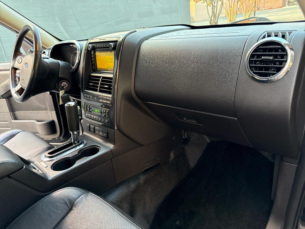 Ford Explorer Sport Trac Adrenalin 4WD 2010