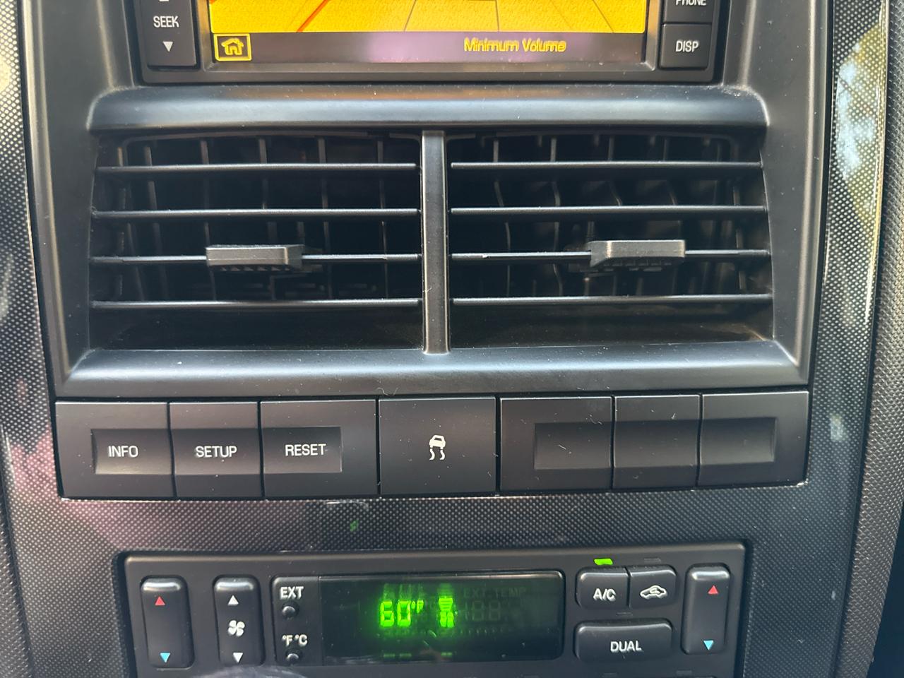 Ford Explorer Sport Trac Adrenalin 4WD 2010