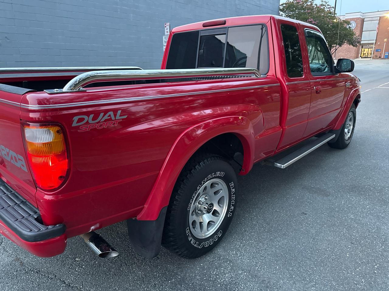 Mazda Truck B4000 Dual Sport 4 Cab Plus 2WD 2004