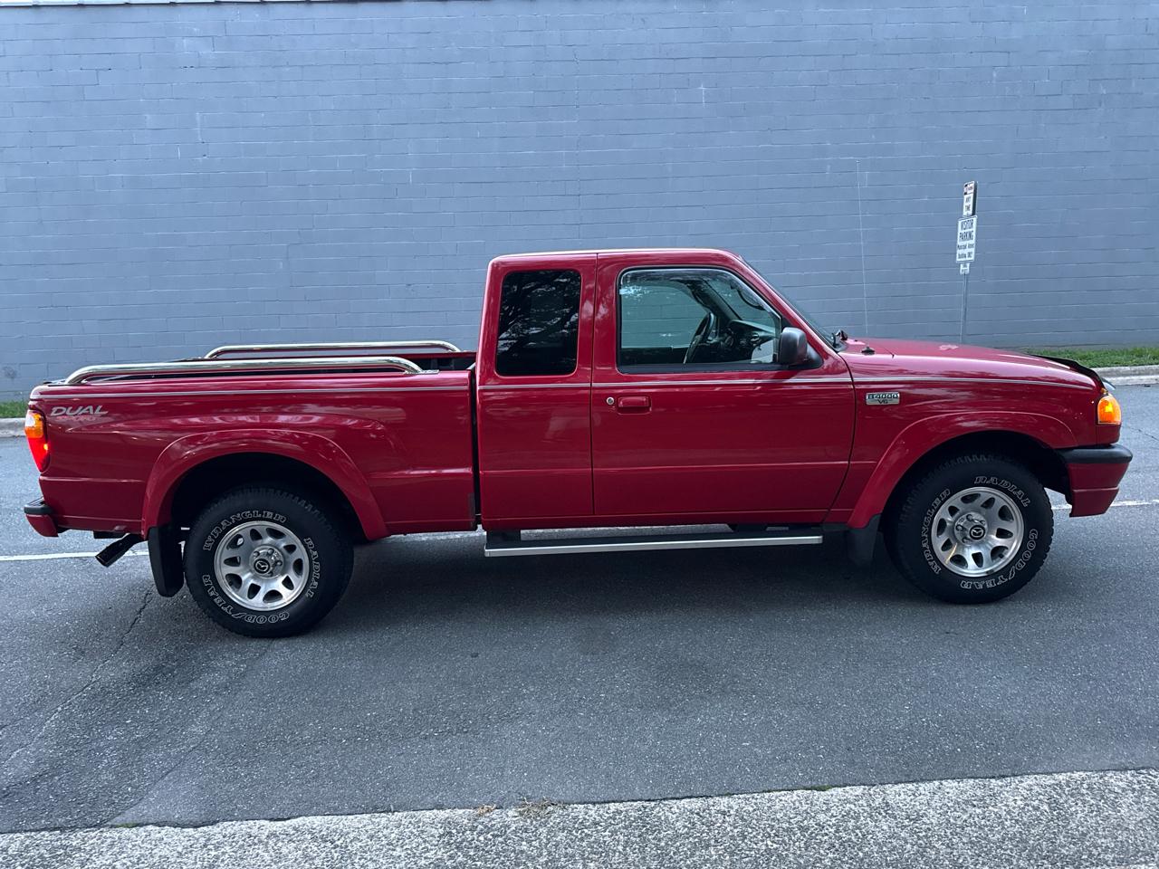 Mazda Truck B4000 Dual Sport 4 Cab Plus 2WD 2004