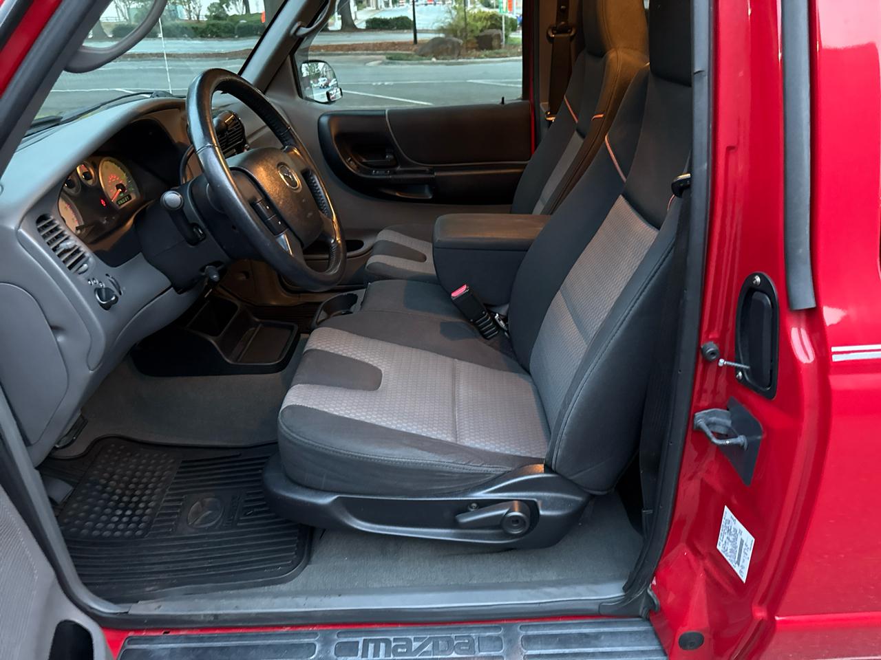 Mazda Truck B4000 Dual Sport 4 Cab Plus 2WD 2004