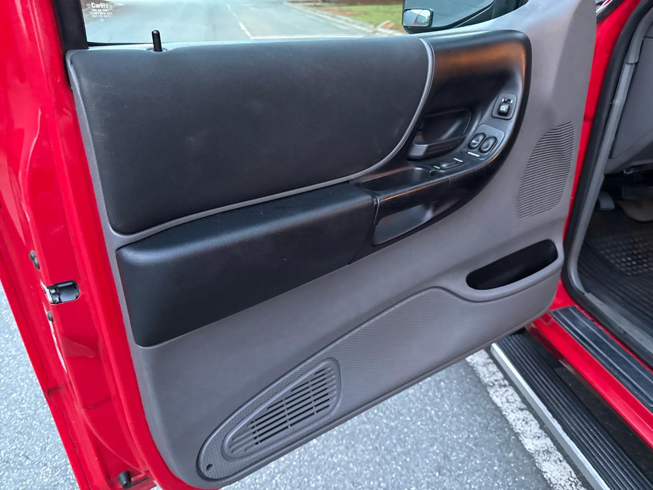 Mazda Truck B4000 Dual Sport 4 Cab Plus 2WD 2004