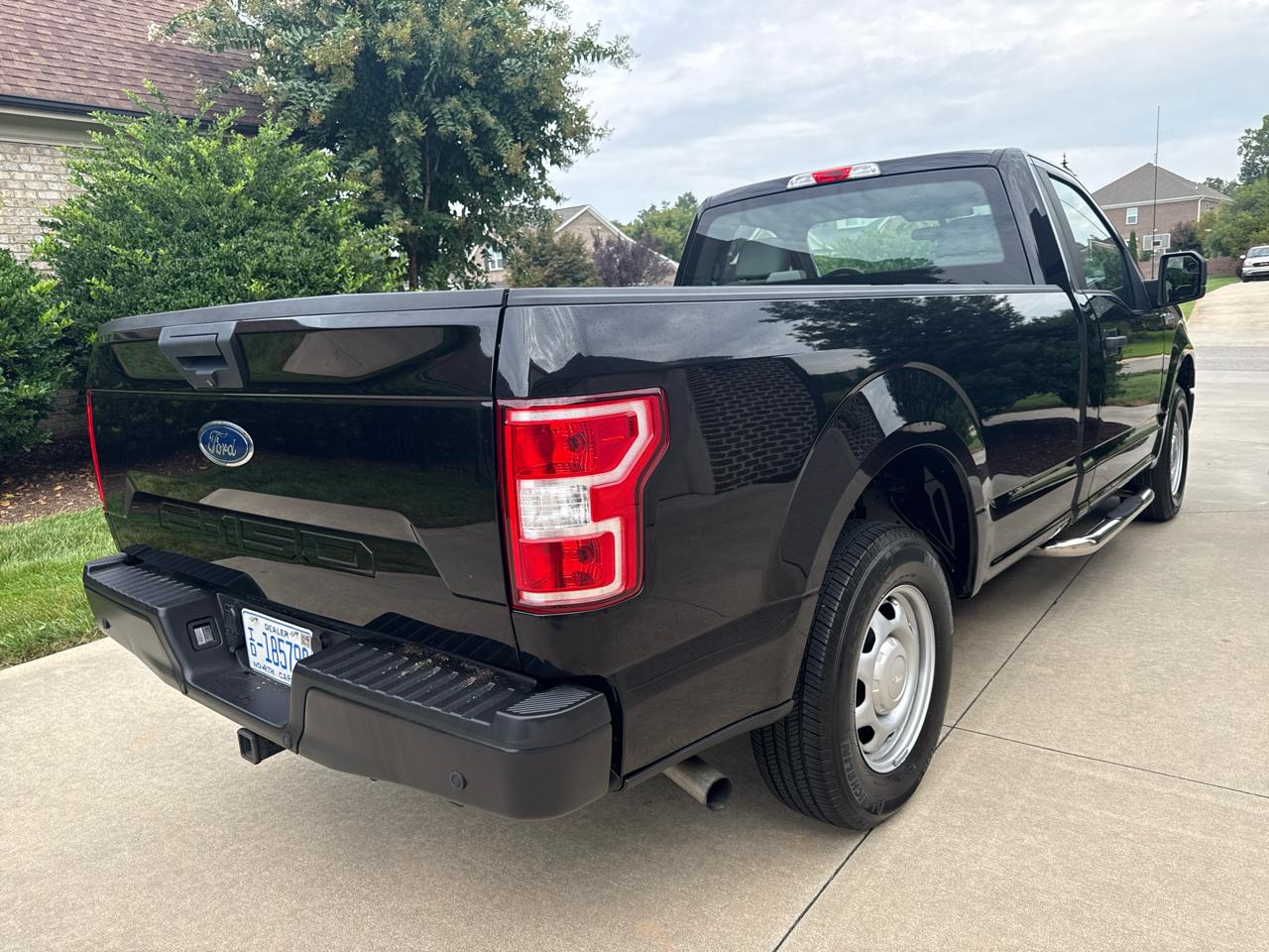 Ford F-150 XL 2WD Reg Cab 8' Box 2019