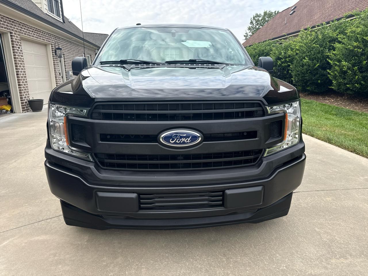 Ford F-150 XL 2WD Reg Cab 8' Box 2019