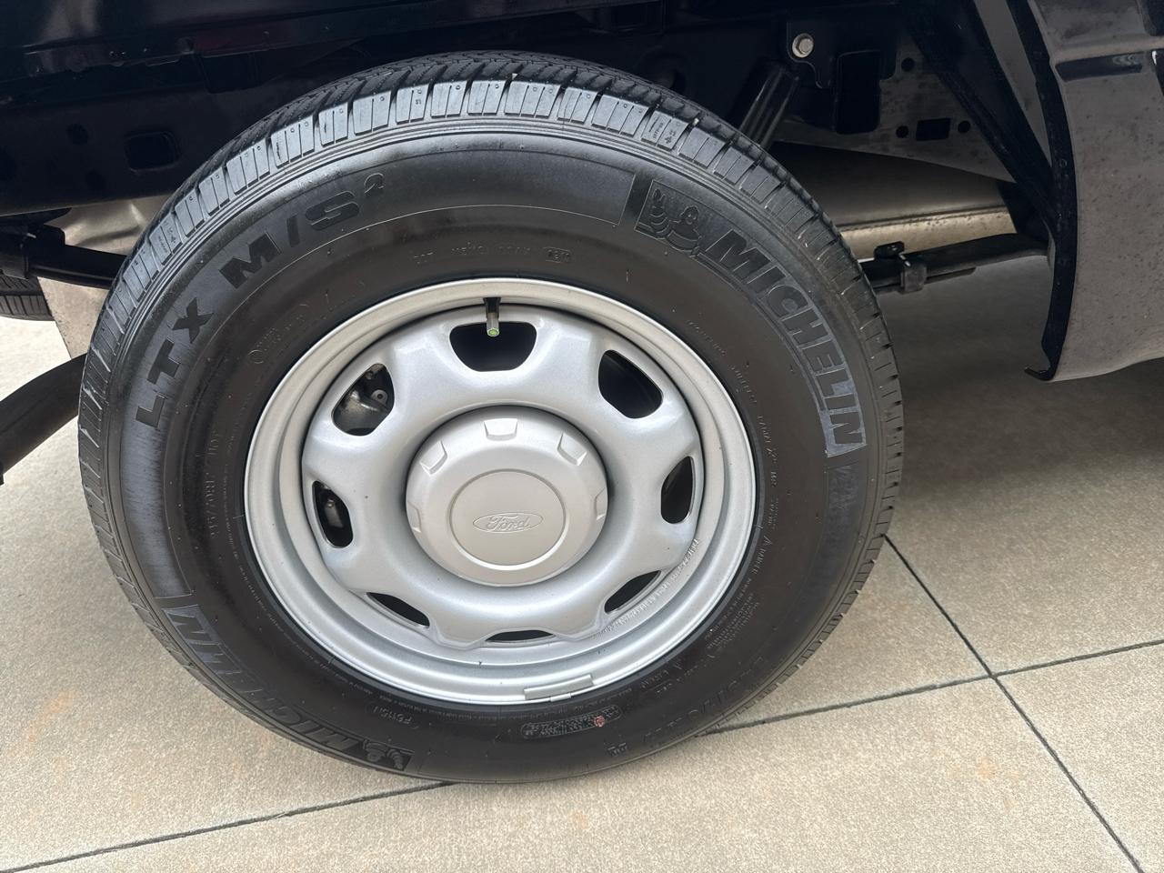 Ford F-150 XL 2WD Reg Cab 8' Box 2019
