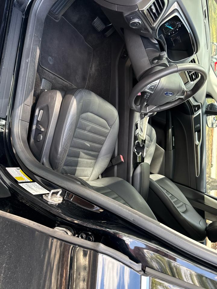 Ford Fusion SE 2016