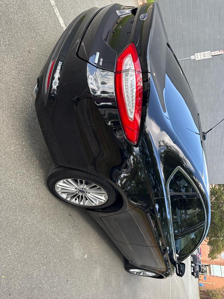Ford Fusion SE 2016