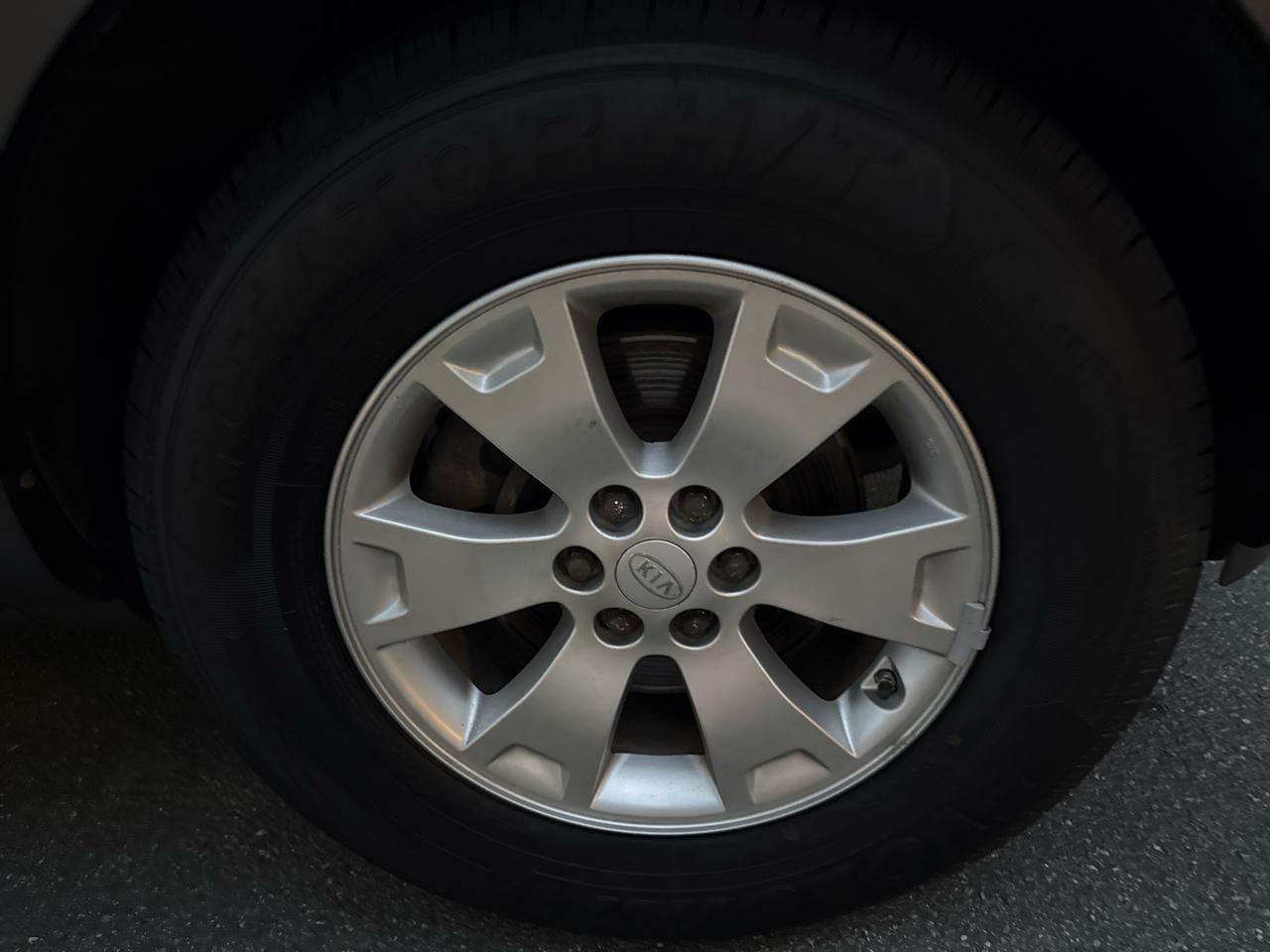 Kia Borrego EX V6 2009