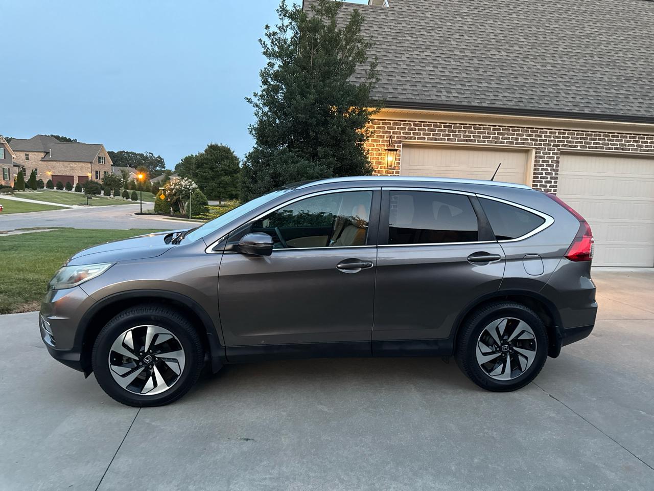 Honda CR-V Touring AWD 2015