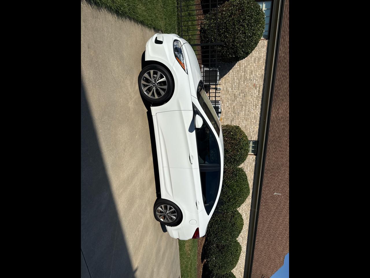 Hyundai Accent SE 4-Door 6A 2017