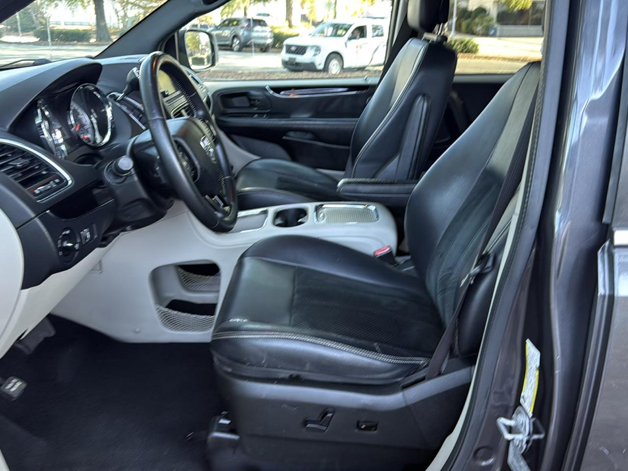 Dodge Grand Caravan SXT 2017