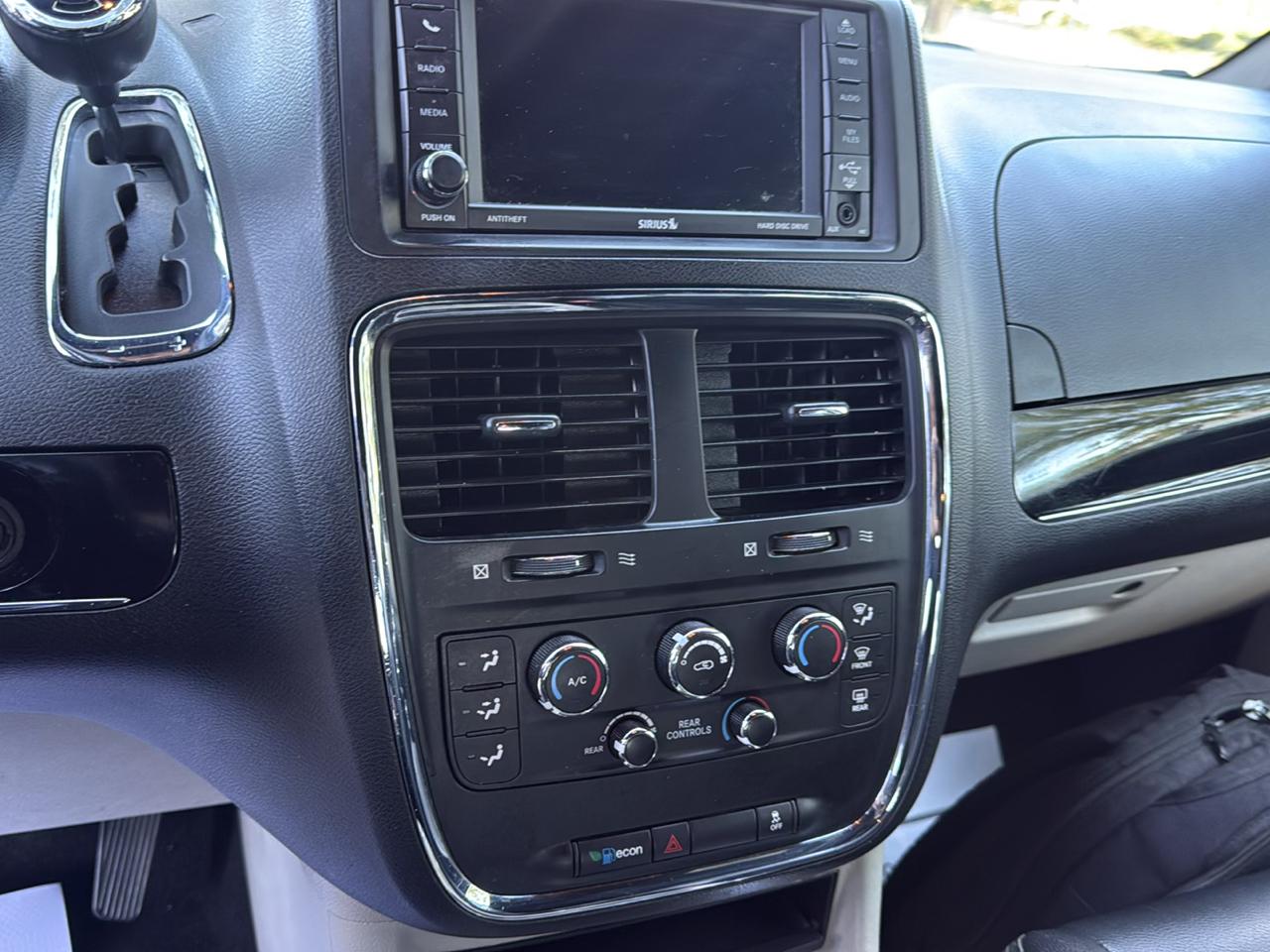 Dodge Grand Caravan SXT 2017