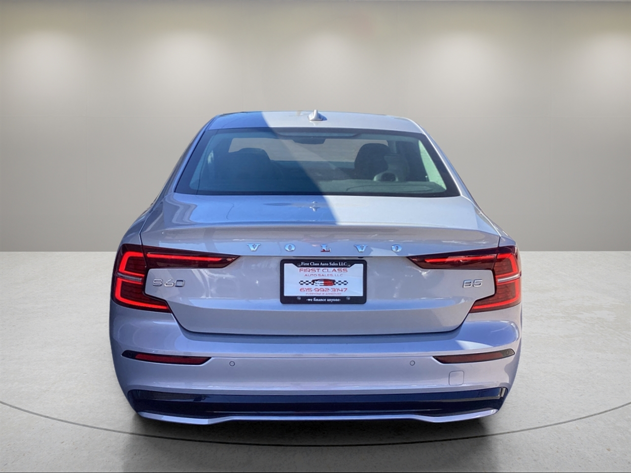 2024 Volvo S60 B5 Core photo 4