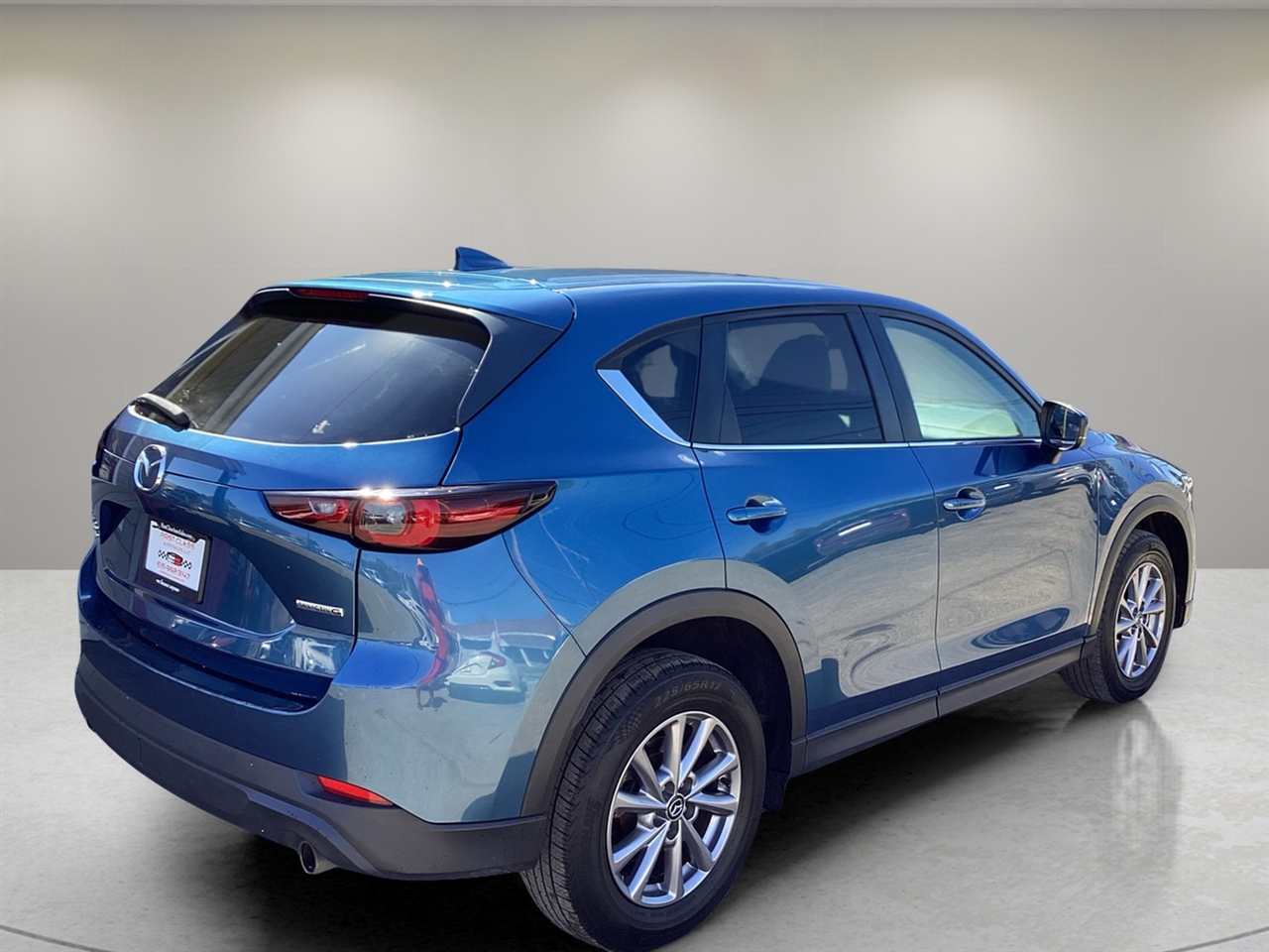 2022 Mazda CX-5 2.5 Select photo 3
