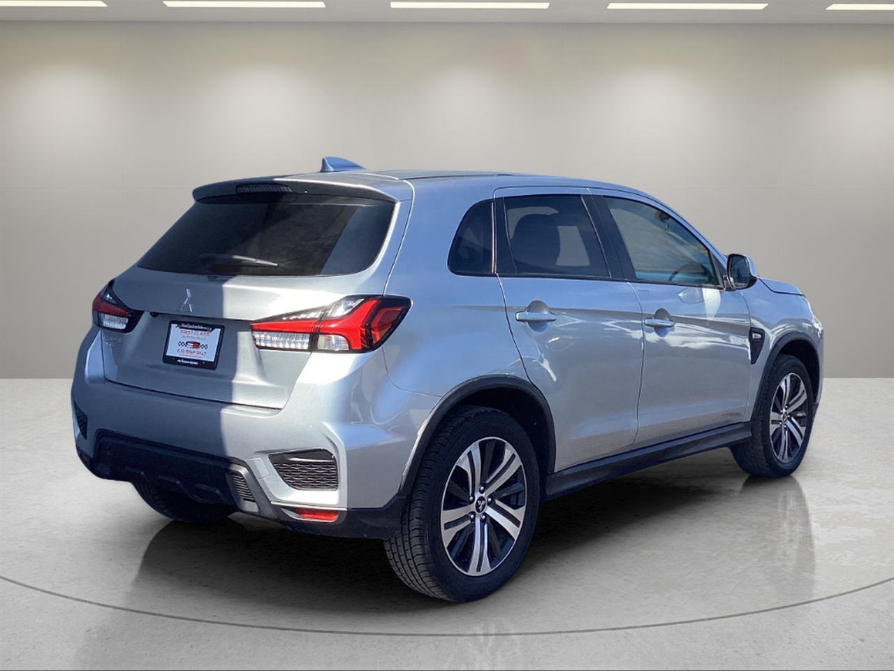 2021 Mitsubishi Outlander Sport ES photo 2