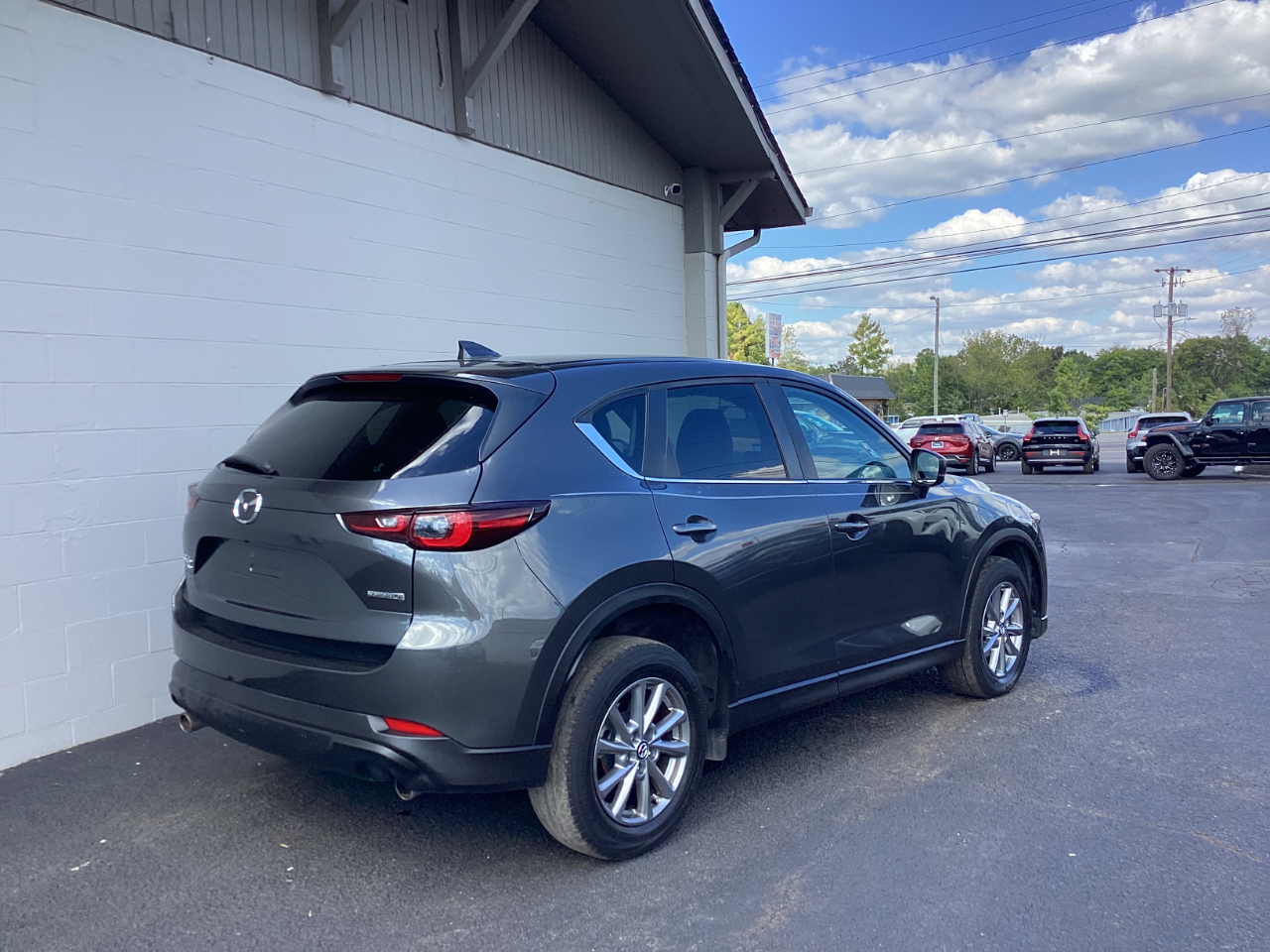 2022 Mazda CX-5 2.5 Select photo 3