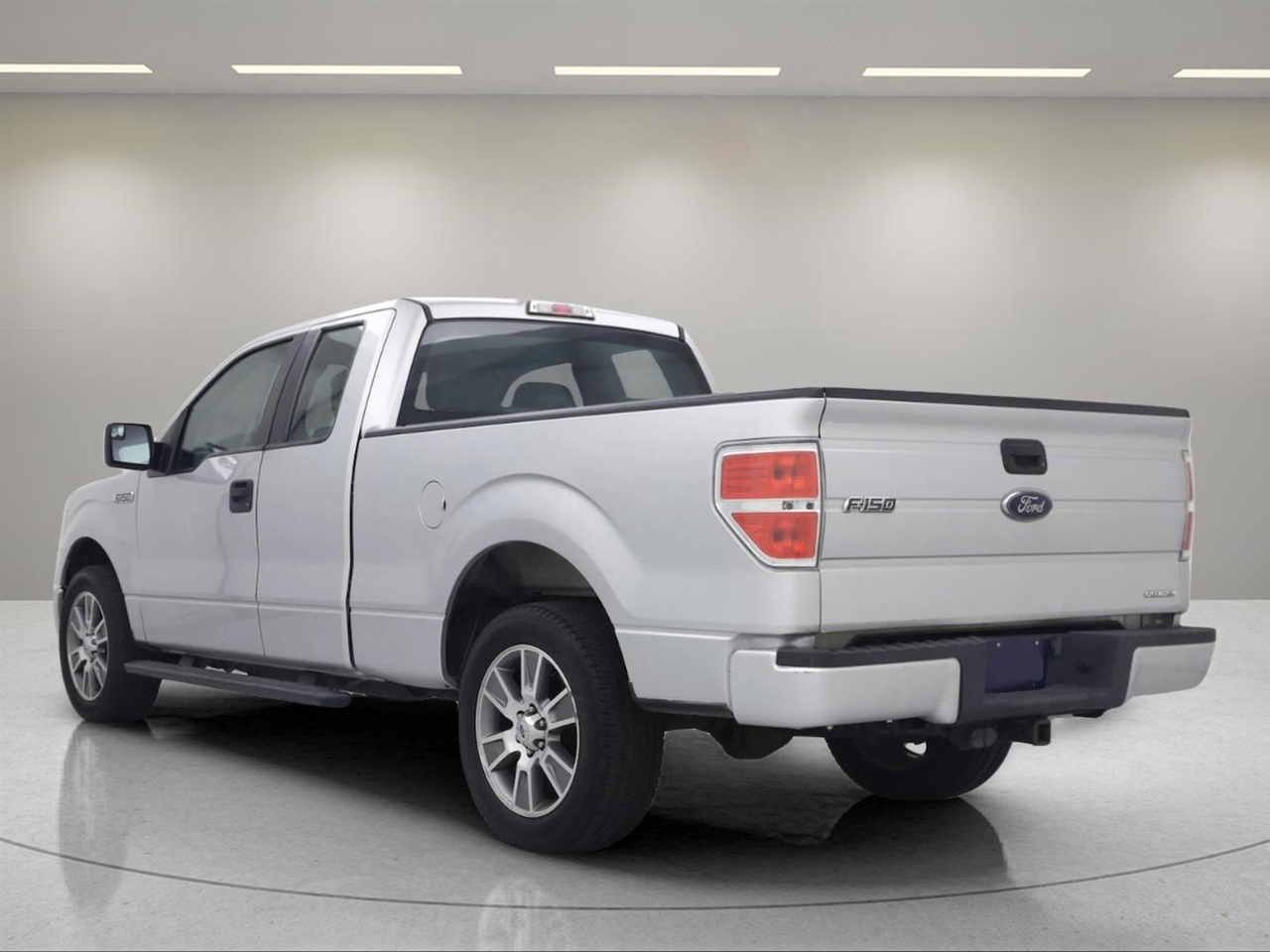 Ford F-150 STX SuperCab 2WD 2013